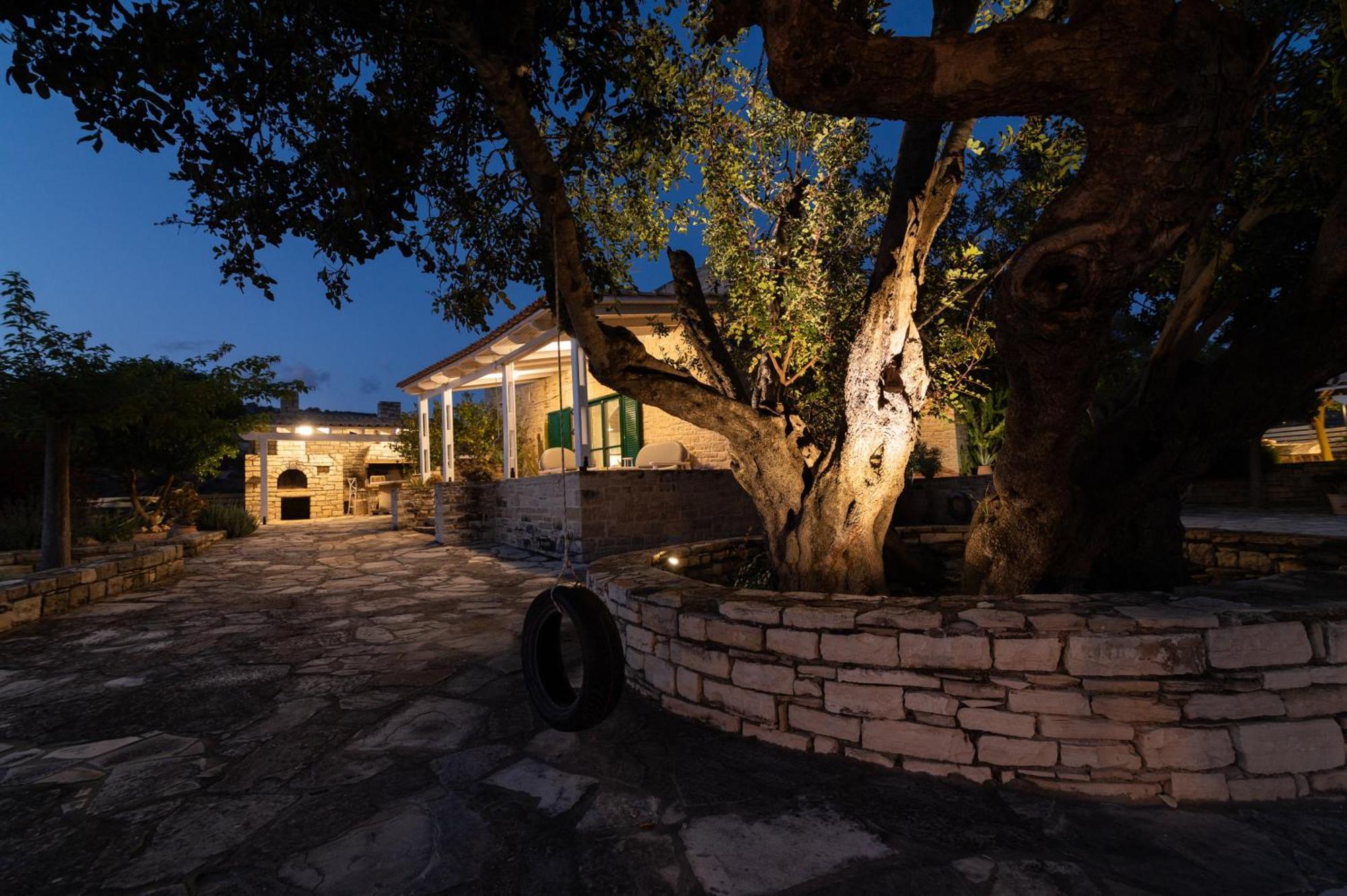 Carob Villa Moírai エクステリア 写真