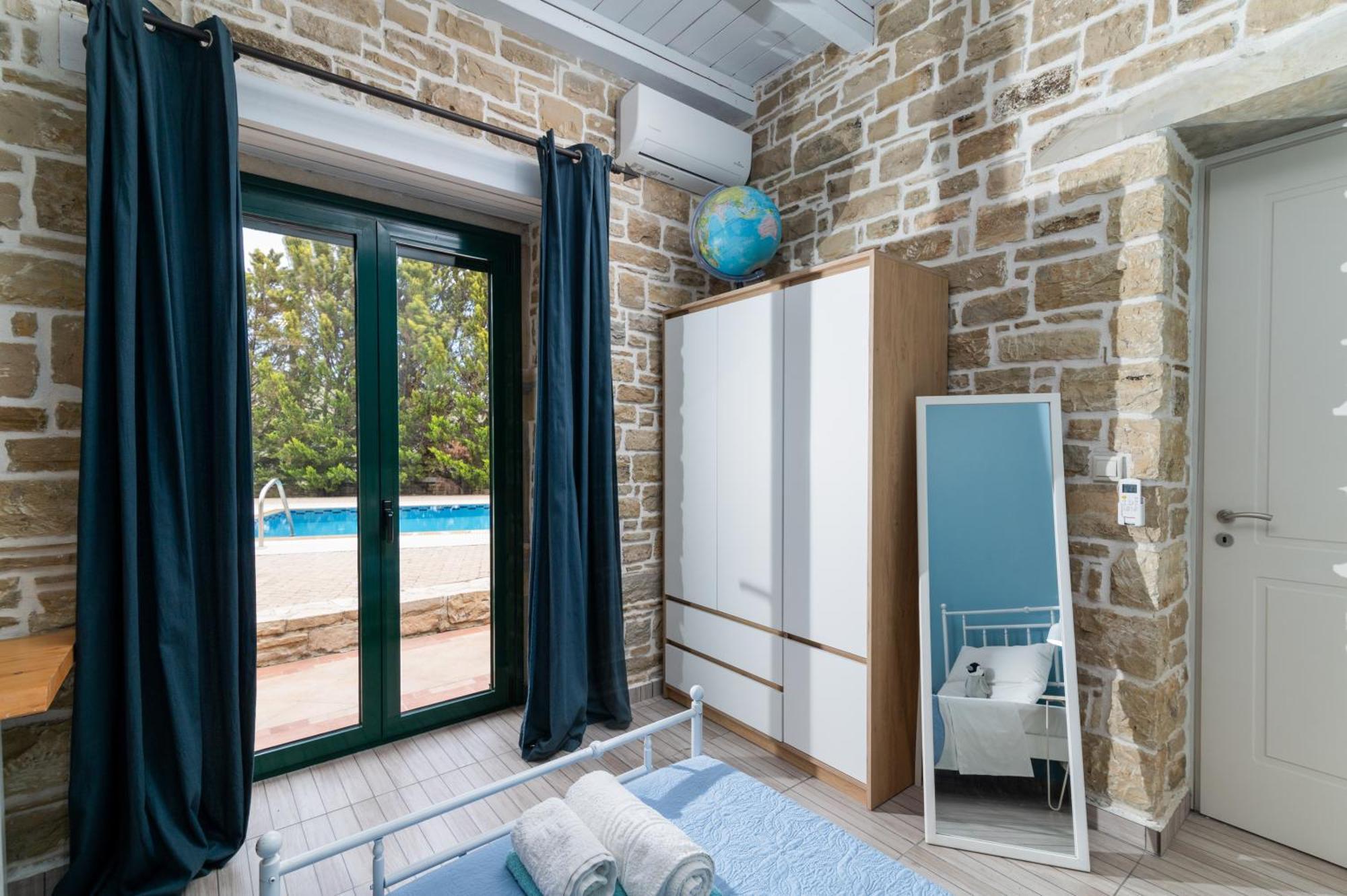 Carob Villa Moírai エクステリア 写真